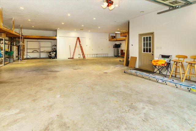 956 160th Lane NE, Ham Lake, MN 55304