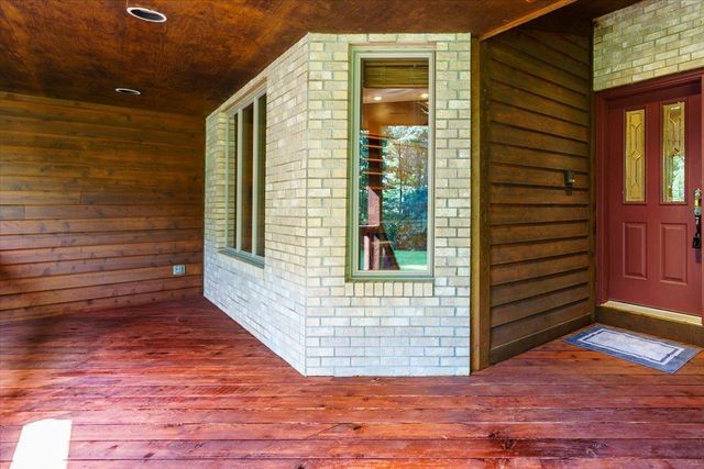 956 160th Lane NE, Ham Lake, MN 55304