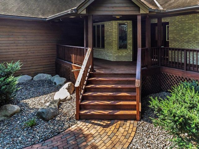 956 160th Lane NE, Ham Lake, MN 55304