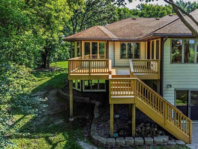 956 160th Lane NE, Ham Lake, MN 55304