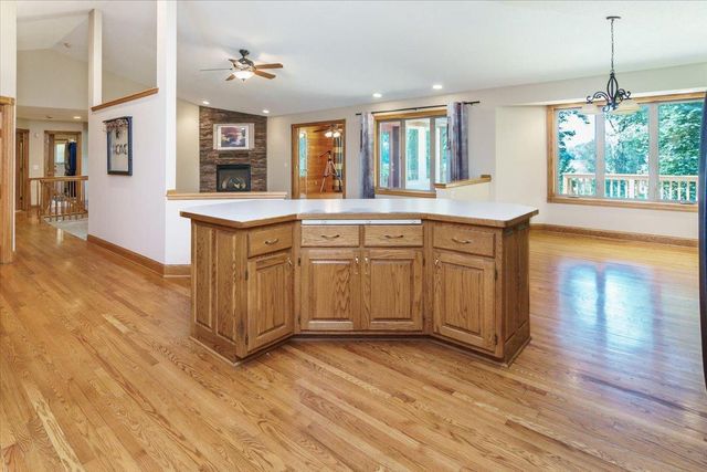 956 160th Lane NE, Ham Lake, MN 55304