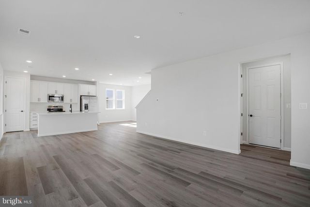 135 CATALPA DR, North East, MD 21901