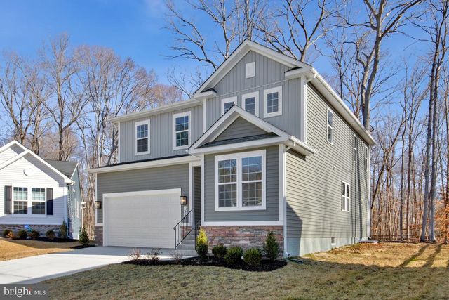 135 CATALPA DR, North East, MD 21901