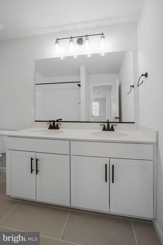 135 CATALPA DR, North East, MD 21901