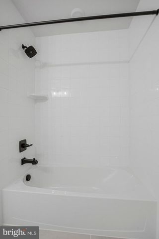 135 CATALPA DR, North East, MD 21901