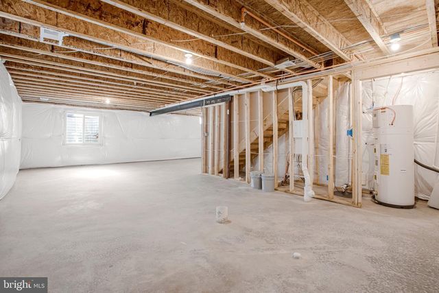 135 CATALPA DR, North East, MD 21901