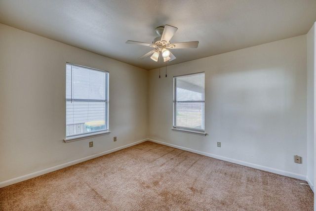 301 S Avenue S, Marble Falls, TX 78654