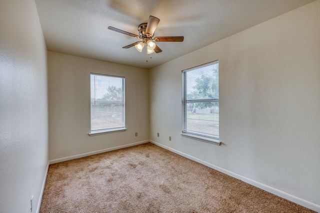 301 S Avenue S, Marble Falls, TX 78654