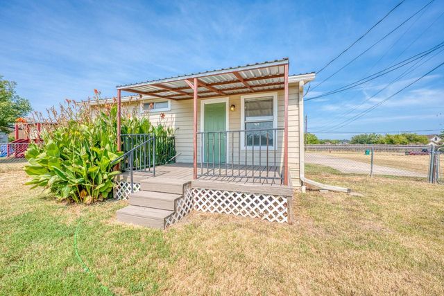 301 S Avenue S, Marble Falls, TX 78654