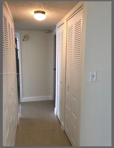 1800 SW 81st Ave 1309, North Lauderdale, FL 33068