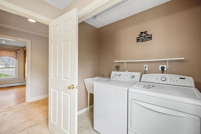 16 Madigan Ln, Ayer, MA 01432