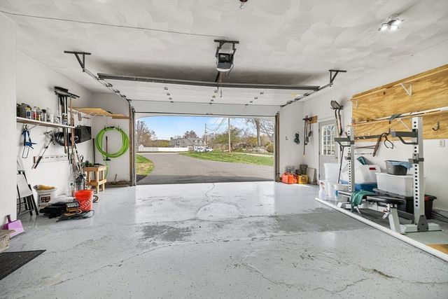 16 Madigan Ln, Ayer, MA 01432
