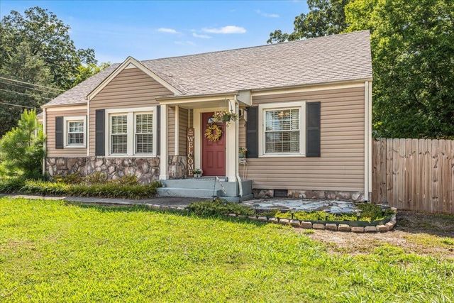 615 S Moore Road, Chattanooga, TN 37412