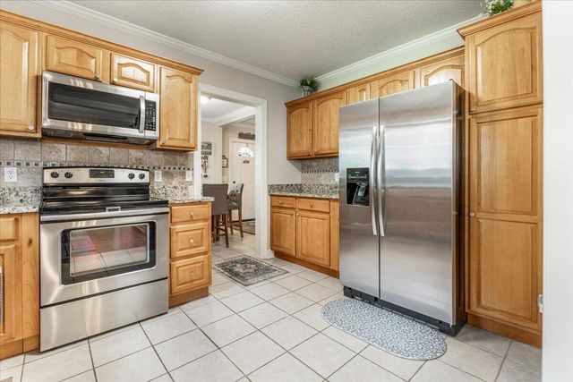 615 S Moore Road, Chattanooga, TN 37412