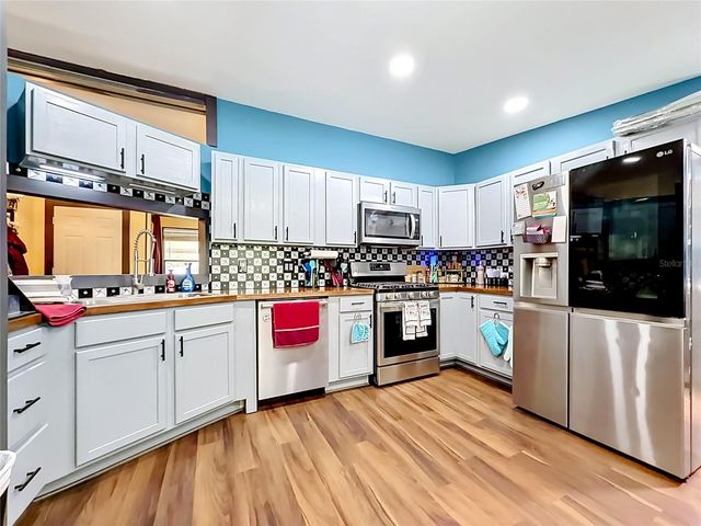 4300 NE 132ND COURT, Silver Springs, FL 34488