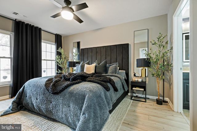 12906 FAIR BRIAR LN, Fairfax, VA 22033