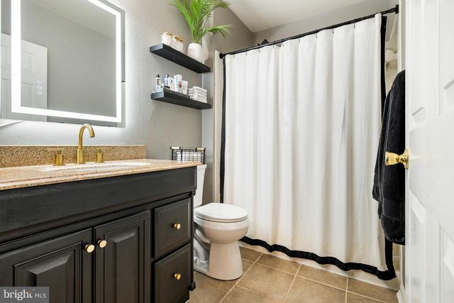 12906 FAIR BRIAR LN, Fairfax, VA 22033