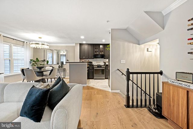 12906 FAIR BRIAR LN, Fairfax, VA 22033