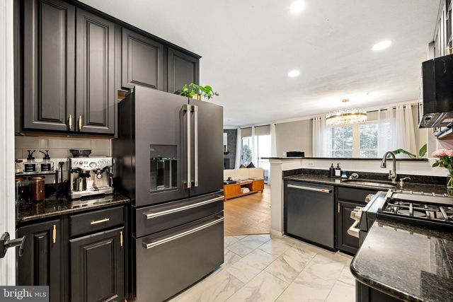 12906 FAIR BRIAR LN, Fairfax, VA 22033