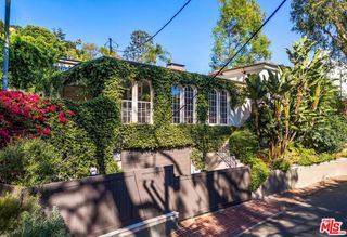 2806 Nichols Canyon Road, Los Angeles, CA 90046