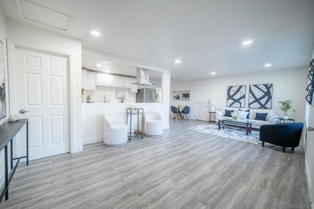 1654 Walbollen St, Spring Valley, CA 91977