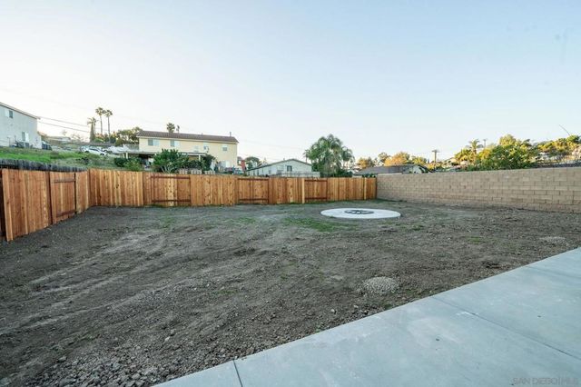 1654 Walbollen St, Spring Valley, CA 91977