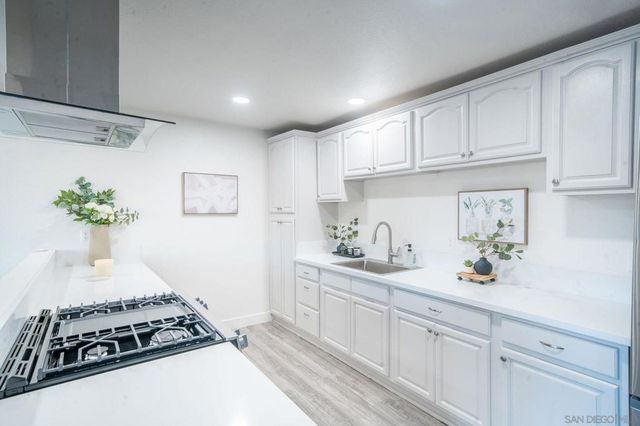 1654 Walbollen St, Spring Valley, CA 91977