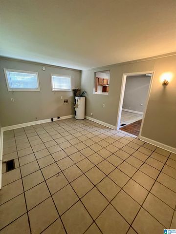 8504 3RD AVENUE N, Birmingham, AL 35206