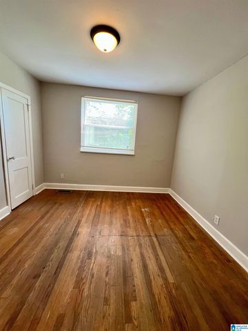 8504 3RD AVENUE N, Birmingham, AL 35206