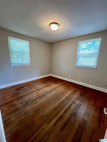 8504 3RD AVENUE N, Birmingham, AL 35206