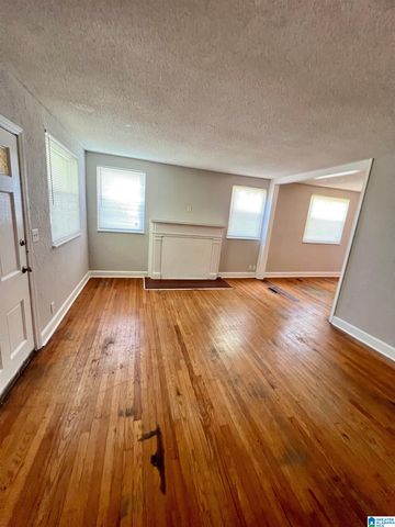 8504 3RD AVENUE N, Birmingham, AL 35206
