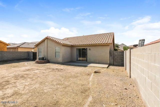 114 E BETH Drive, Phoenix, AZ 85042