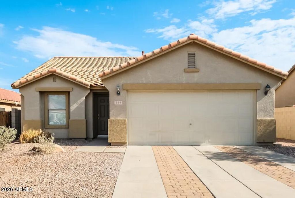 114 E BETH Drive, Phoenix, AZ 85042