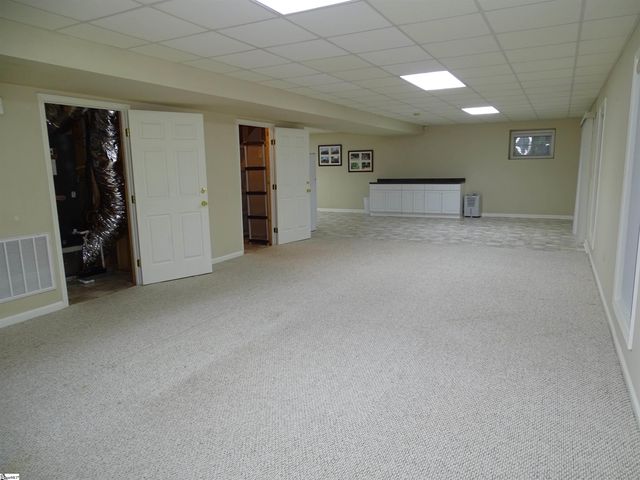 481 Bollweevil Way, Wellford, SC 29385