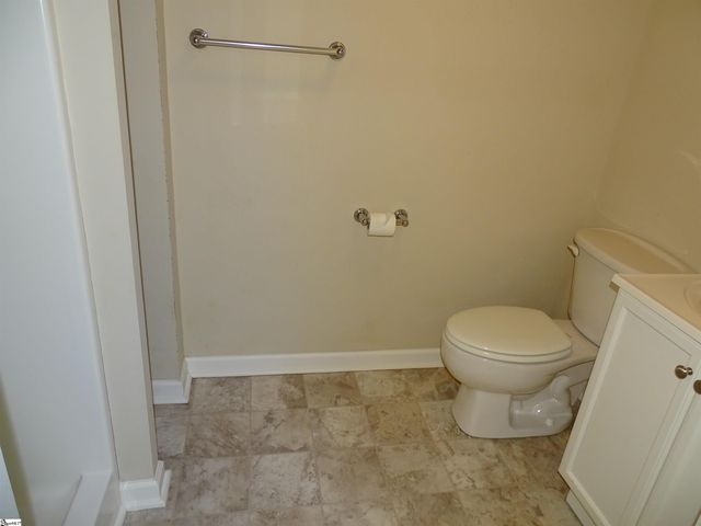 481 Bollweevil Way, Wellford, SC 29385