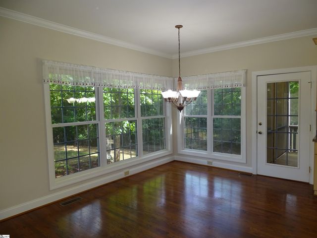 481 Bollweevil Way, Wellford, SC 29385