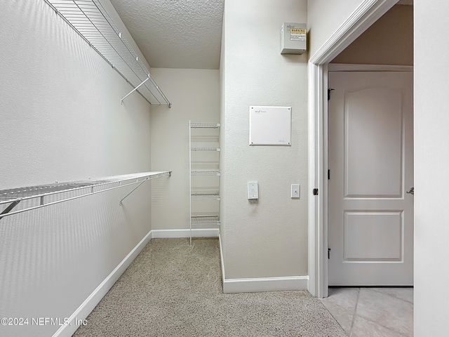 4480 DEERWOOD LAKE Parkway 621, Jacksonville, FL 32216