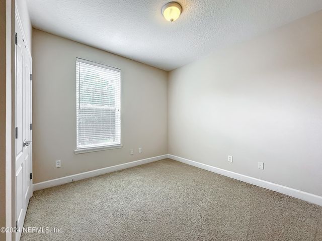 4480 DEERWOOD LAKE Parkway 621, Jacksonville, FL 32216