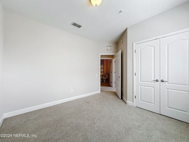 4480 DEERWOOD LAKE Parkway 621, Jacksonville, FL 32216