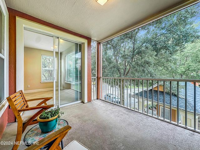 4480 DEERWOOD LAKE Parkway 621, Jacksonville, FL 32216