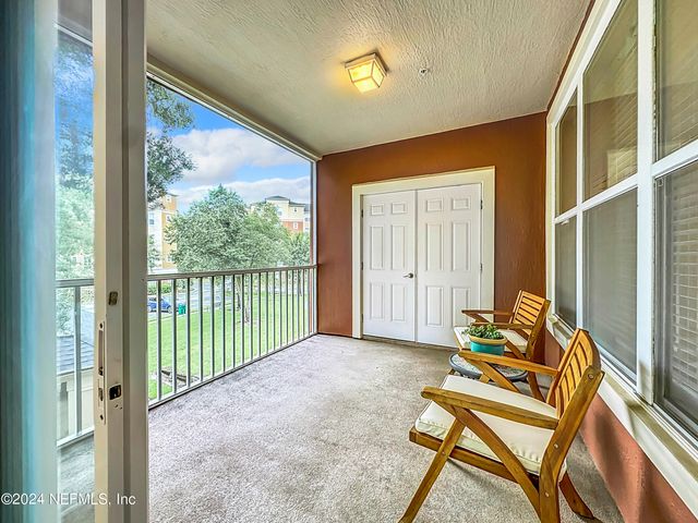 4480 DEERWOOD LAKE Parkway 621, Jacksonville, FL 32216