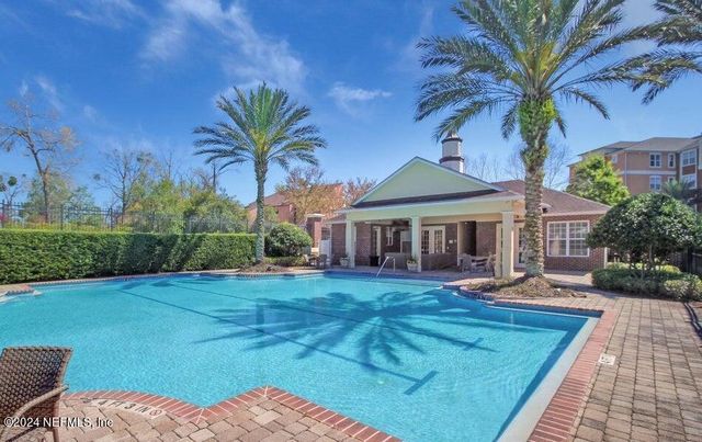 4480 DEERWOOD LAKE Parkway 621, Jacksonville, FL 32216