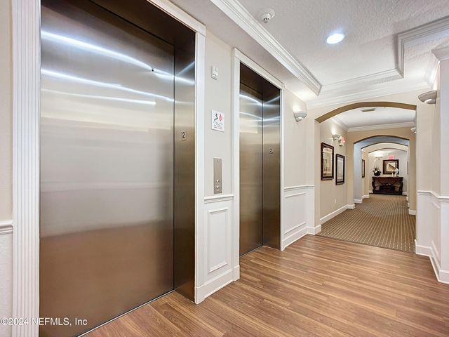 4480 DEERWOOD LAKE Parkway 621, Jacksonville, FL 32216