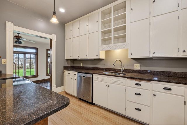 1004 Main Street, Stoughton, WI 53589