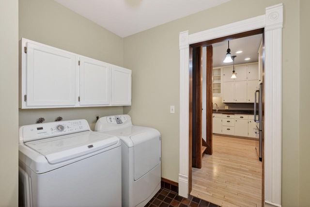 1004 Main Street, Stoughton, WI 53589