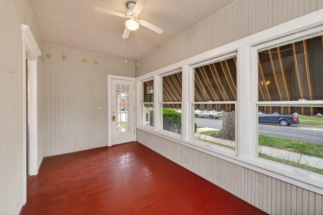 1004 Main Street, Stoughton, WI 53589