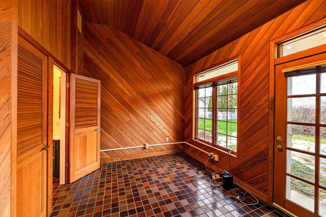 1004 Main Street, Stoughton, WI 53589