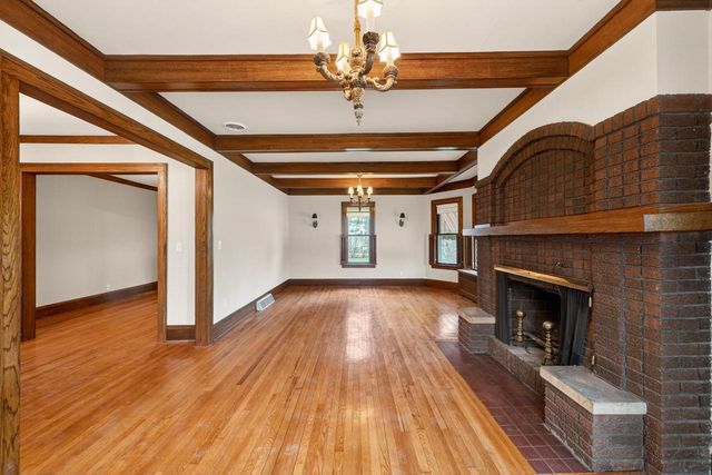 1004 Main Street, Stoughton, WI 53589