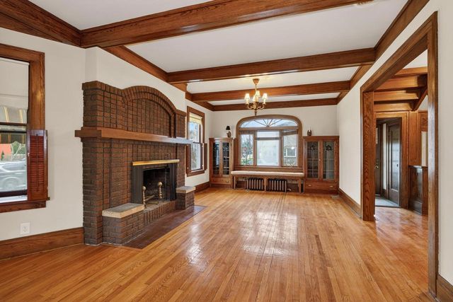 1004 Main Street, Stoughton, WI 53589
