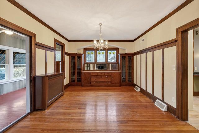 1004 Main Street, Stoughton, WI 53589